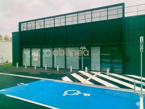 Local Commercial Grande Surface Zone Ultra Fréquentée