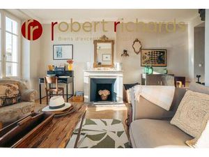 Maison de village avec fort potentiel commercial