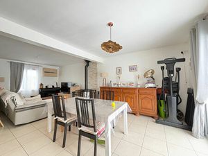 Maison secteur Le Châtelet En Brie 6 pièce(s)