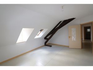 Bel appartement spacieux dans le centre de La Charité sur Lo