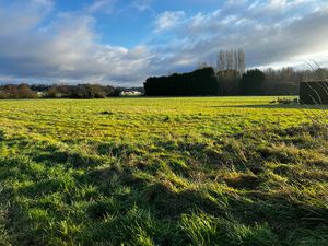 GERMIGNY DES PRES TERRAIN A BATIR 5495 m²