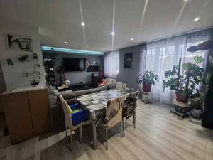 Appartement T3 en dernier étage avec stationnement