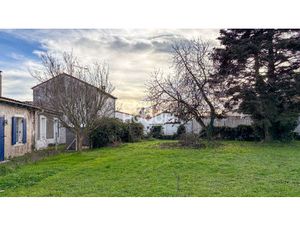 Maison à vendre à CHAILLEVETTE