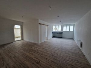 A LOUER APPARTEMENT RDC ESTERNAY