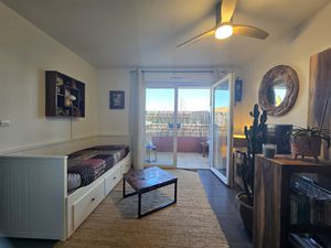 APPARTEMENT T2 -TERRASSE-PLACE DE PARKING SOUS SOL