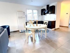 Maison de Plain pied 3 chambres + bureau Bobital