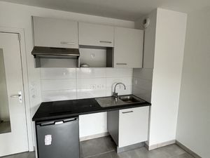 A LOUER STUDIO AVENUE DE CASTRES