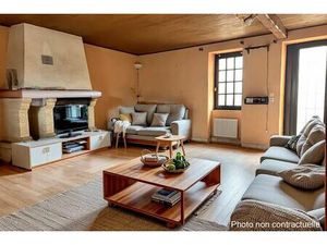 Vente Maison à rénover avec activité équestre possible 2 chambres - 1hectare de terre