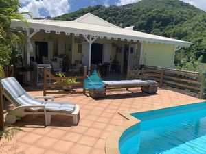 VILLA T4 AVEC PISCINE