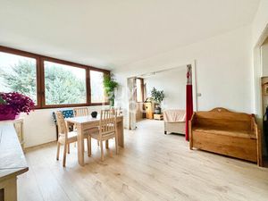 CENTRE-VILLE //APPARTEMENT 4 PIÈCES AU CALME