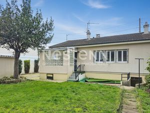 A VENDRE : MAISON DE PLAIN PIED SITUEE QUARTIER DES BLES D'OR  SECTEUR CALME ET RECHERCHE