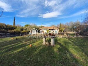 Maison individuelle piscine garage