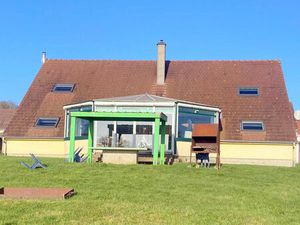 LA DRENNE : Maison de caractère avec volumes exceptionnels et terrain de 1 35 hectares