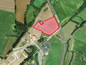 Vente terrain ST MEEN LE GRAND 30 000 m²