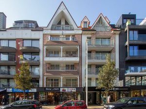 Exclusief duplex-appartement met 2 slaapkamers in het hartje van onze bruisende badstad!