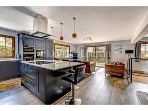 Les Bossons - Grand chalet de 4 chambres avec appartement indépendant aux Bossons ...