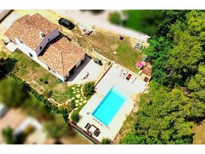 Villa T5 de 120 m2 avec garage et piscine sur terrain 841m² - GAREOULT