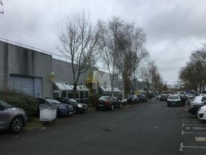 Location Local d'activités Les Ulis 91940