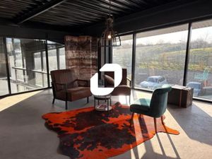 BUREAUX À LOUER | 300 m² RDC + MEZZANINE | ATELIER & PARKING | CHASSE-SUR-RHÔNE