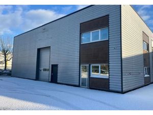 Environ 200m2 de locaux d'activité à louer