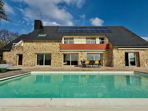 Demeure de 330m2 - 7 chambres - terrain 4776m2 - Vannes Vue Golfe Du Morbihan