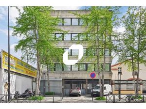 A LOUER  IMMEUBLE ERP 5 INDEPENDANT