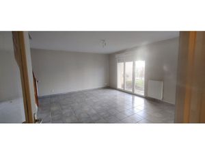 Ternay  Maison meublé 3 chambres dans résidence fermée