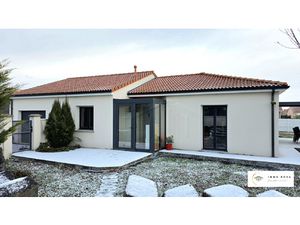 Maison individuelle de plain-pied - 4 chambres - 105m2 - par