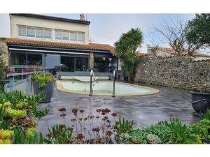 Maison Vaux-sur-Mer m² T-6 à vendre  884 000 €