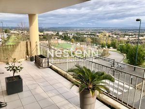 Appartement Aix En Provence (13100)-LA DURANNE Luminosité Garantie 3PP avec terrasse  gara