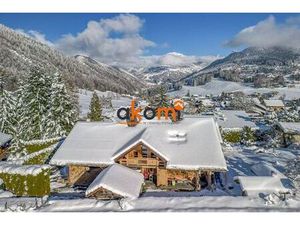 Maison de luxe de 14 pièces en vente à La Clusaz  France