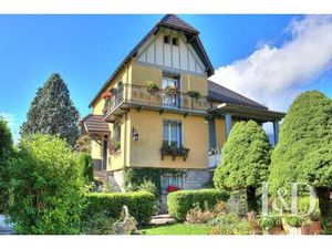 Maison de 8 pièces de luxe en vente à Chambéry  Auvergne-Rhône-Alpes