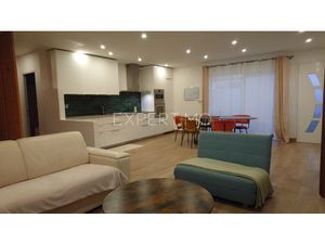 Maison meublée offrant un cadre idéal pour famille et proche des commodités