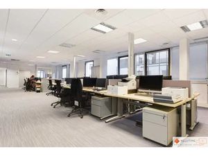 A LOUER  Bureaux à louer - Paris 9