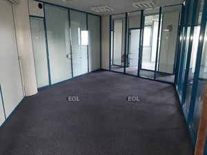 A LOUER / A VENDRE - Bureaux de 700m² à St Aubin (91)