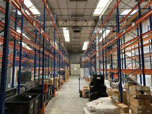 A vendre ou a louer Batiment indépendant à Morangis (91)