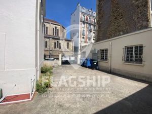 ASNIERES LOCAL COMMERCIAL + cour privative