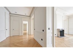 Bureaux à louer Paris 8