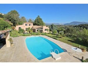 Maison à louer - 6 pièces - 188 63 m2 - Valbonne - 06 - PROVENCE-ALPES-COTE-D-AZUR