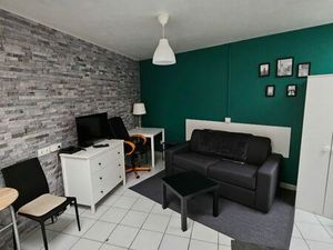 STUDIO 25 m² MEUBLE ET EQUIPE