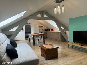 Appartement mansardé meublé T3