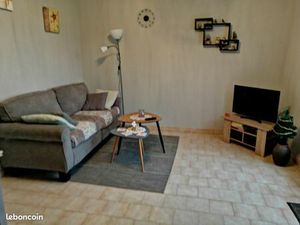 A louer studio meuble dampierre en burly