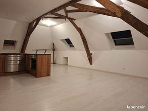 Logement 3 pieces  proche écoles  au calme