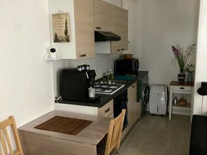 24 Rue Niel T2 dans résidence fermée