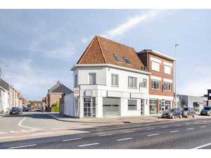 Bureau avec maison à vendre à l'approche de Courtrai