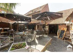 Surface commerciale idéalement située au centre de Hofstade