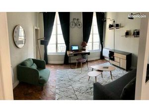 Grand T2 meublé situé centre-ville