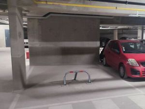 Location parking PMR 16m²