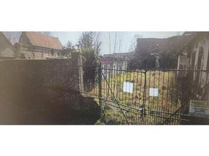 Terrain constructible viabilisé à vendre