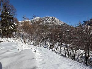 Terrain constructible viabilisé à vendre